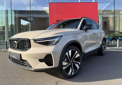 Volvo XC40, 2025