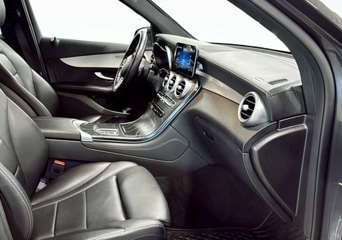 Mercedes-Benz GLC 300, 2021 3