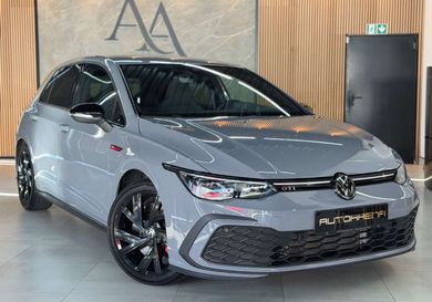 Volkswagen Golf, 2023