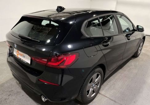BMW 118, 2022