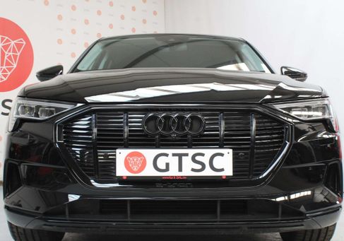 Audi e-tron, 2022 3