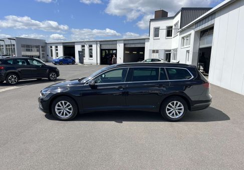 Volkswagen Passat Variant, 2023