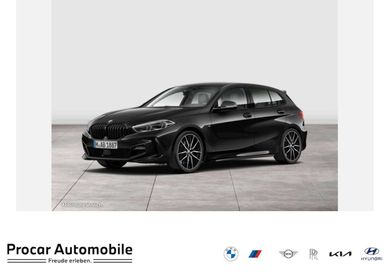 BMW 120, 2022