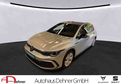 Volkswagen Golf, 2023