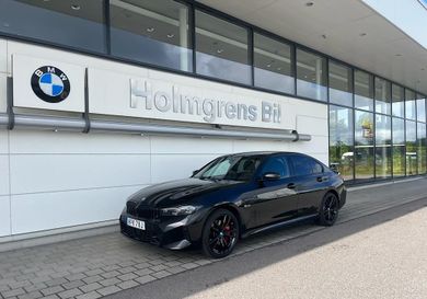 BMW 330, 2023