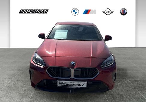 BMW 120, 2025