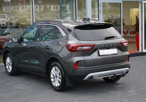 Ford Kuga, 2025