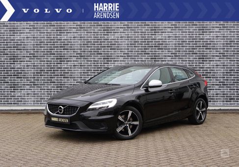 Volvo V40, 2018