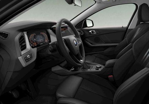 BMW 118, 2023 3