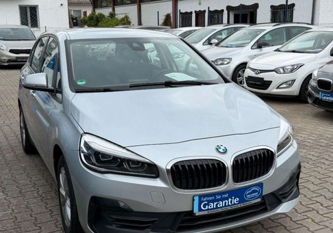 BMW 218, 2019