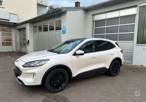 Ford Kuga, 2020