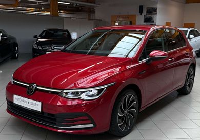 Volkswagen Golf, 2023