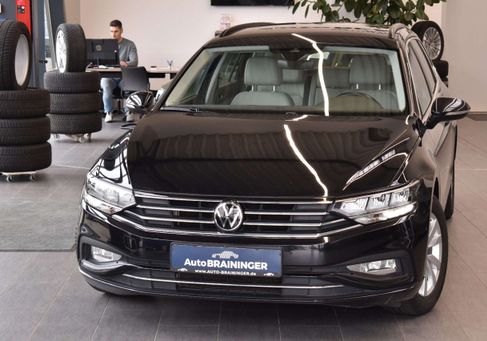 Volkswagen Passat Variant, 2022