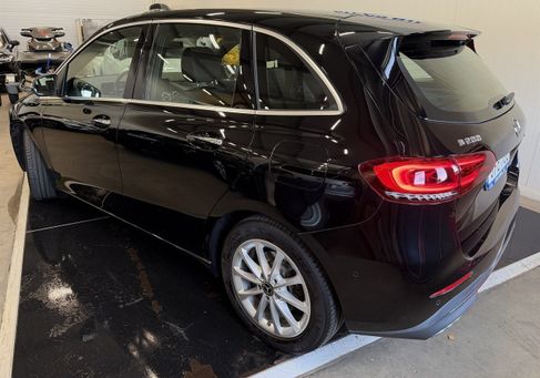 Mercedes-Benz B 200, 2020