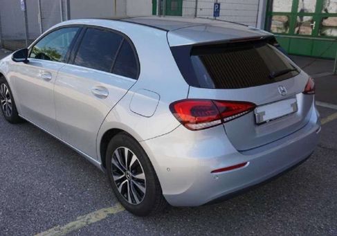 Mercedes-Benz A 200, 2021 3