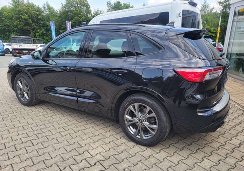 Ford Kuga, 2022
