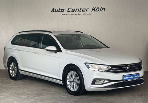 Volkswagen Passat Variant, 2023 3
