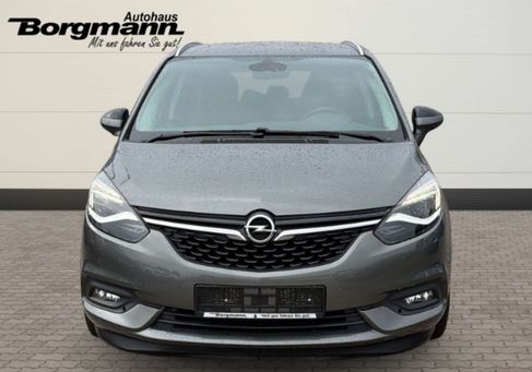 Opel Zafira, 2018