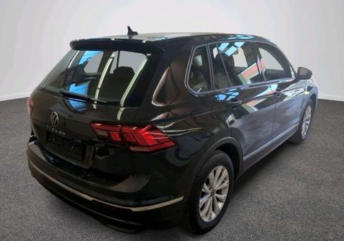 Volkswagen Tiguan, 2022