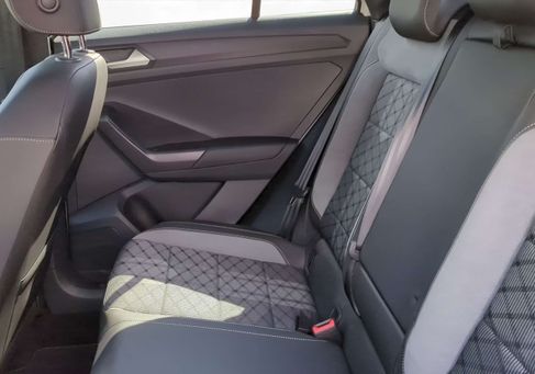 Volkswagen T-Roc, 2024