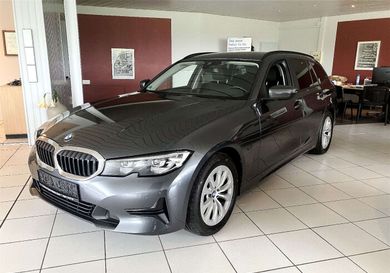 BMW 318, 2022