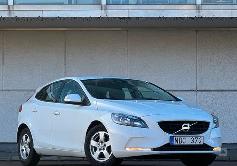 Volvo V40, 2013