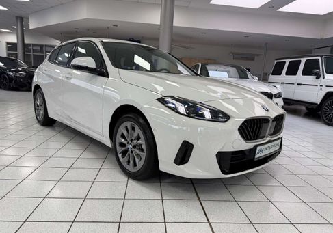 BMW 120, 2025