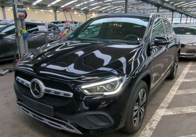 Mercedes-Benz GLA 200, 2020