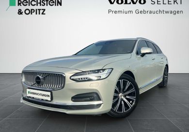 Volvo V90, 2022