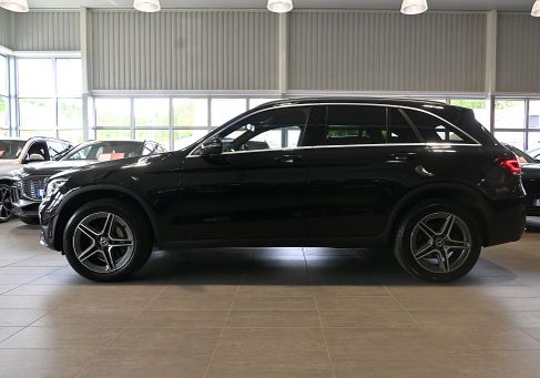 Mercedes-Benz GLC 300, 2022