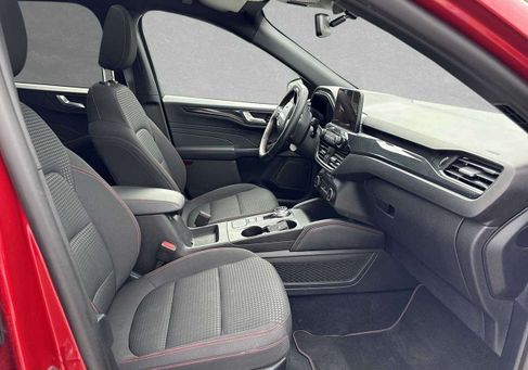 Ford Kuga, 2022