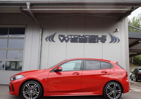 BMW 118, 2023