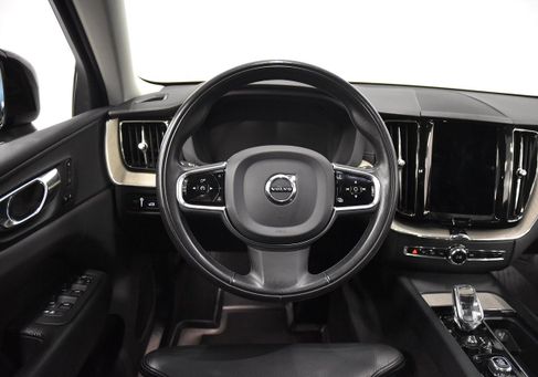 Volvo XC60, 2021