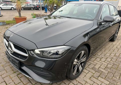 Mercedes-Benz C 300, 2022