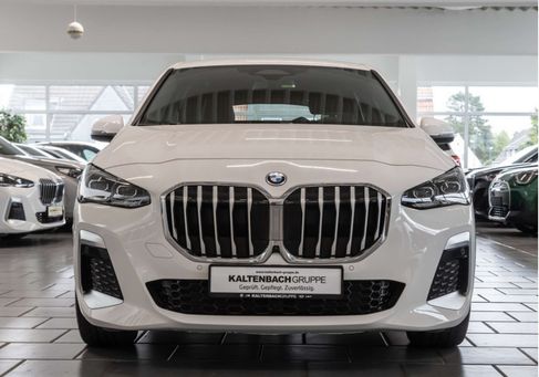 BMW 225, 2022