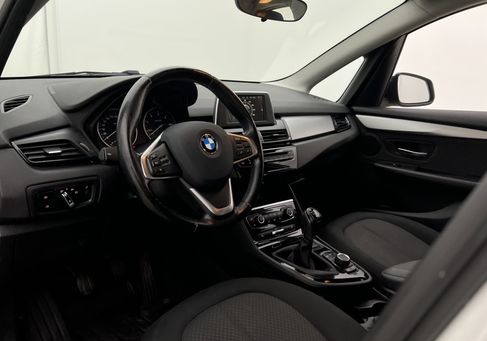 BMW 218 Active Tourer, 2015