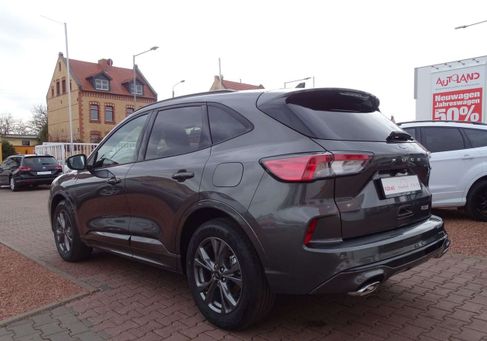 Ford Kuga, 2022