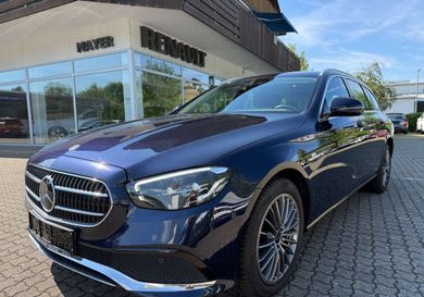 Mercedes-Benz E 300, 2022