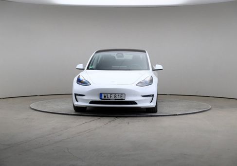 Tesla Model 3, 2022 3