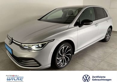 Volkswagen Golf, 2022