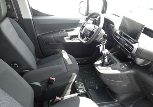 Fiat Doblo, 2026 3