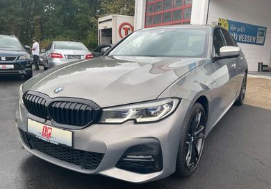 BMW 330, 2020