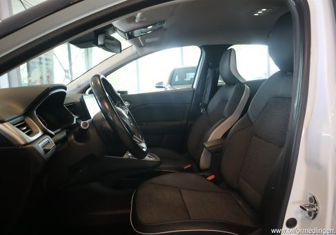 Renault Captur, 2021 3