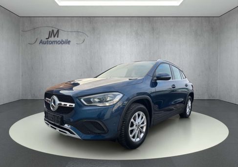 Mercedes-Benz GLA 250, 2021