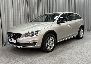 Volvo V60 Cross Country, 2018