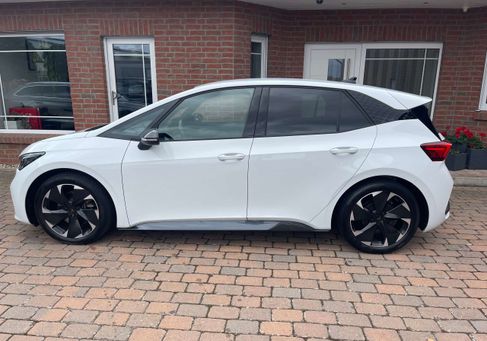 Cupra Born, 2024