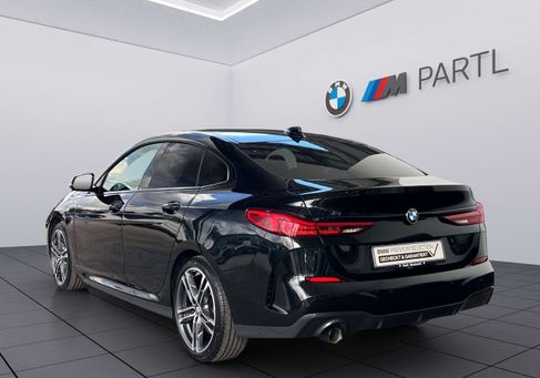 BMW 218, 2020