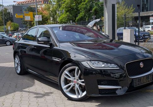 Jaguar XF, 2018