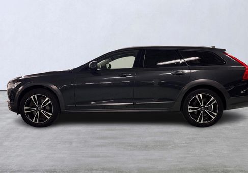 Volvo V90 Cross Country, 2019