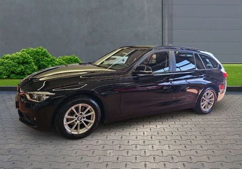 BMW 318, 2019